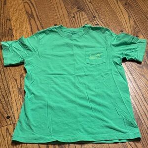 Vineyard Vines Boys  T-Shirt size medium(12/14)